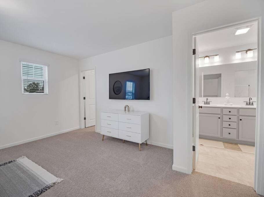 Gorgeous New Townhome/Charlotte! Zewnętrze zdjęcie