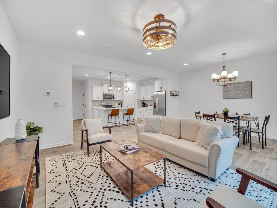 Gorgeous New Townhome/Charlotte! Zewnętrze zdjęcie